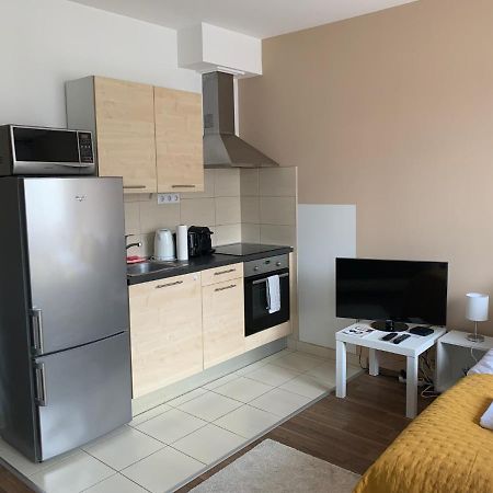 Corvin Sun Downtown Apartment Budapest Exterior photo